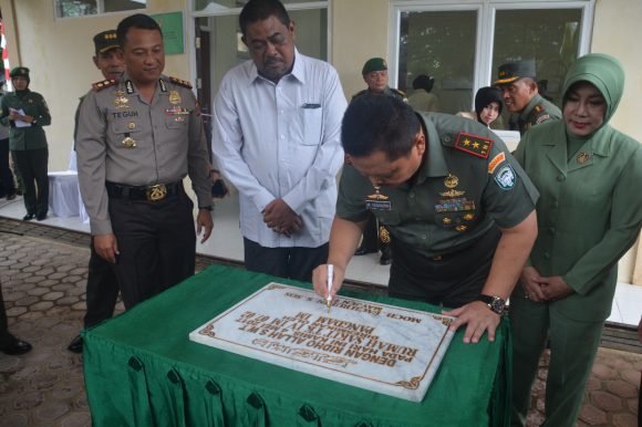 kapolres abar hadiri peresmian rumah sakit TNI