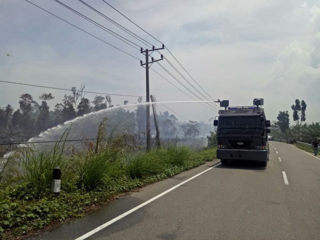 water canon polres aceh barat