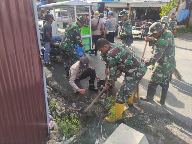 Polres Aceh Barat Turut serta dalam Karya Bakti Meriahkan HUT TNI KE-79
