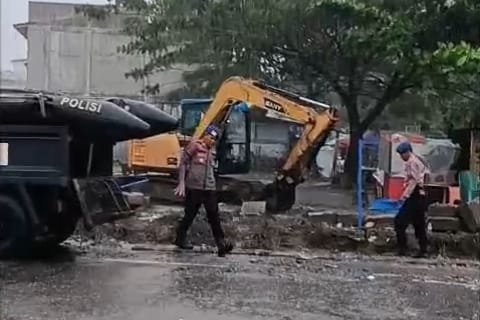 WhatsApp Image 2025-10-19 at 17.53.43