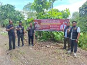 Polres Aceh Barat Pasang Spanduk di Titik Rawan Karhutla, Edukasi Warga Cegah Kebakaran Hutan