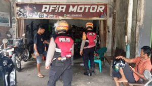 Patroli Perintis Presisi, Sat Samapta Polres Aceh Barat Sambangi Bengkel dan Kawasan Aktivitas Warga