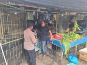 Antisipasi Lonjakan Harga, Polsek Samatiga Monitoring Sembako di Pasar Rakyat