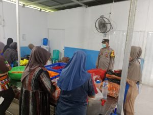 Polsek Samatiga Lakukan Pengawasan dan Pengecekan Kelayakan Dapur SPPG