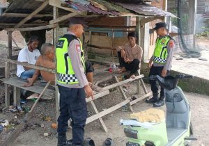 Polsek Woyla Barat Dorong Peran Aktif Warga dalam Menjaga Keamanan Lingkungan