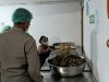 Pastikan Program MBG Sesuai Standar, Polsek Woyla Lakukan Pengawasan Dapur SPPG