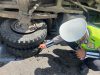 Diduga Akibat Ban Pecah, Dump Truck Terbalik di Jalur Meulaboh–Banda Aceh