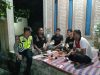 Polsek Pante Ceureumen Jalin Kedekatan dengan Warga Melalui Patroli Dialogis Malam Hari