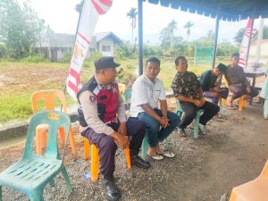 Polsek Meureubo Gencarkan Patroli Dialogis, Edukasi Warga Cegah Karhutla dan Penyalahgunaan Narkoba
