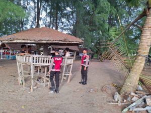 Polres Aceh Barat Tingkatkan Kehadiran Personel di Lokasi Wisata Akhir Pekan, Berikan Rasa Aman bagi Pengunjung