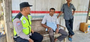 Turun Langsung ke Tengah Masyarakat, Polsek Woyla Timur Perkuat Patroli Dialogis Jaga Kamtibmas