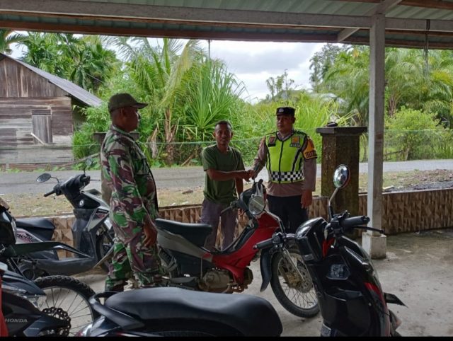 Patroli Gabungan TNI-Polri Perkuat Harkamtibmas, Polsek Sungai Mas Hadir Beri Rasa Aman kepada Masyarakat Sabtu (18/7/2026)