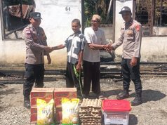 Sehari Usai Musibah Kebakaran, Kapolres Aceh Barat Salurkan Bantuan Sembako kepada Korban di Pante Ceureumen