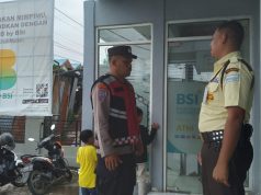 Polisi Sambangi ATM dan Bengkel di Johan Pahlawan, Ingatkan Warga Waspadai Tindak Kejahatan