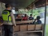 Dari Warung Kopi, Polsek Arongan Lambalek Bangun Komunikasi Kamtibmas dengan Warga