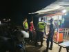 Malam Hari di Gampong Lancong, Polisi Hadir Sapa Warga dan Perkuat Kesadaran Menjaga Keamanan Bersama