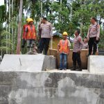 Polres Aceh Barat Percepat Pembangunan Jembatan Gantung Sikundo, Buka Akses Warga dan Anak Sekolah