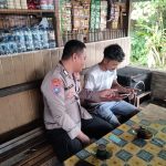 Duduk Bersama Warga Cot Darat, Polisi Bangun Komunikasi dan Jaga Kamtibmas