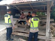 Menjaga Kondusivitas Wilayah, Polsek Woyla Barat Pantau Lingkungan dan Serap Informasi dari Warga Alue Leuhop