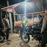 Malam Hari, Polsek Sungai Mas Hadir di Tengah Warga Jaga Situasi Tetap Kondusif