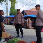 Sambangi Pasar Kuala Bhee, Polisi Woyla Ingatkan Pedagang Waspada Pencurian dan Penipuan